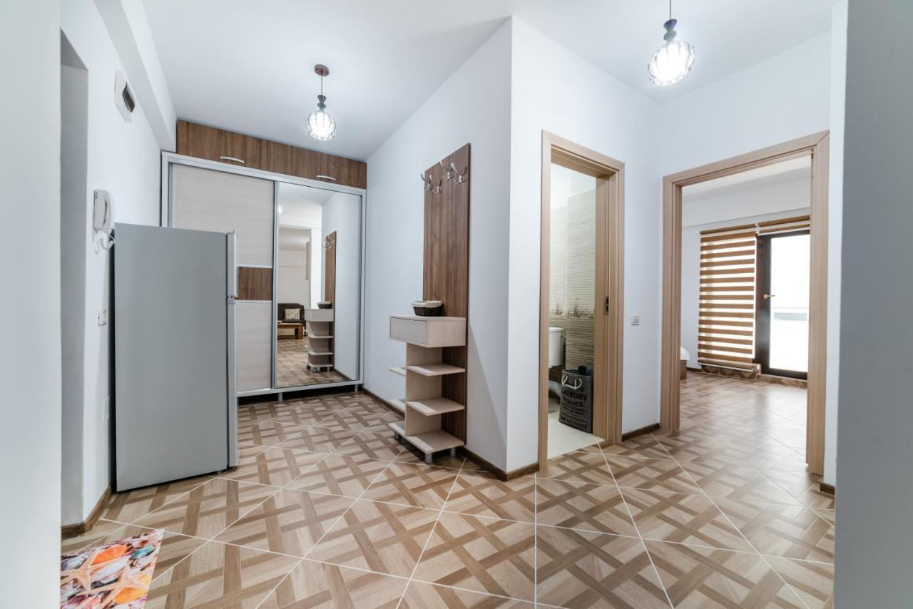 Derya Suites - Mamaia Nord Năvodari Buitenkant foto