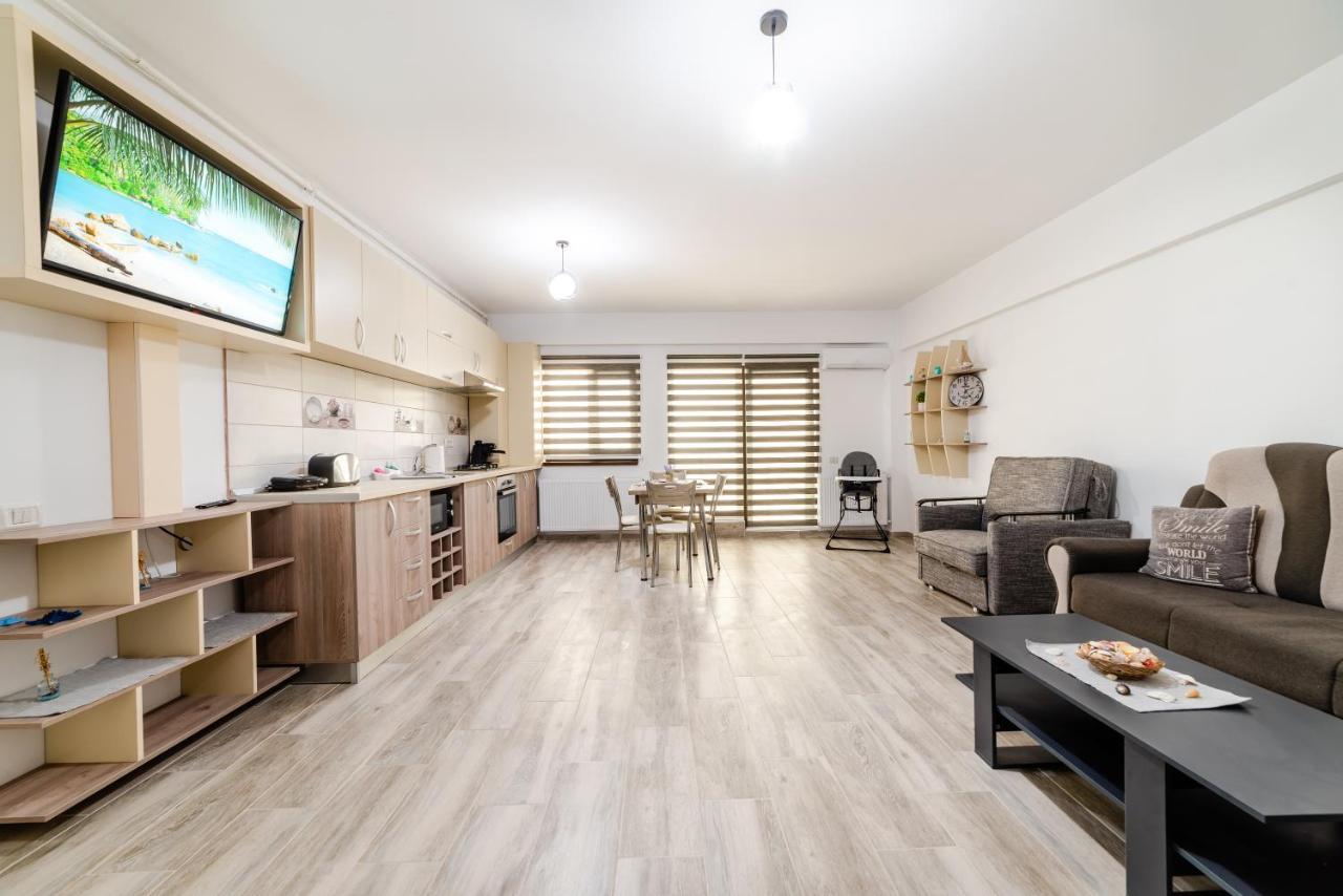 Derya Suites - Mamaia Nord Năvodari Buitenkant foto