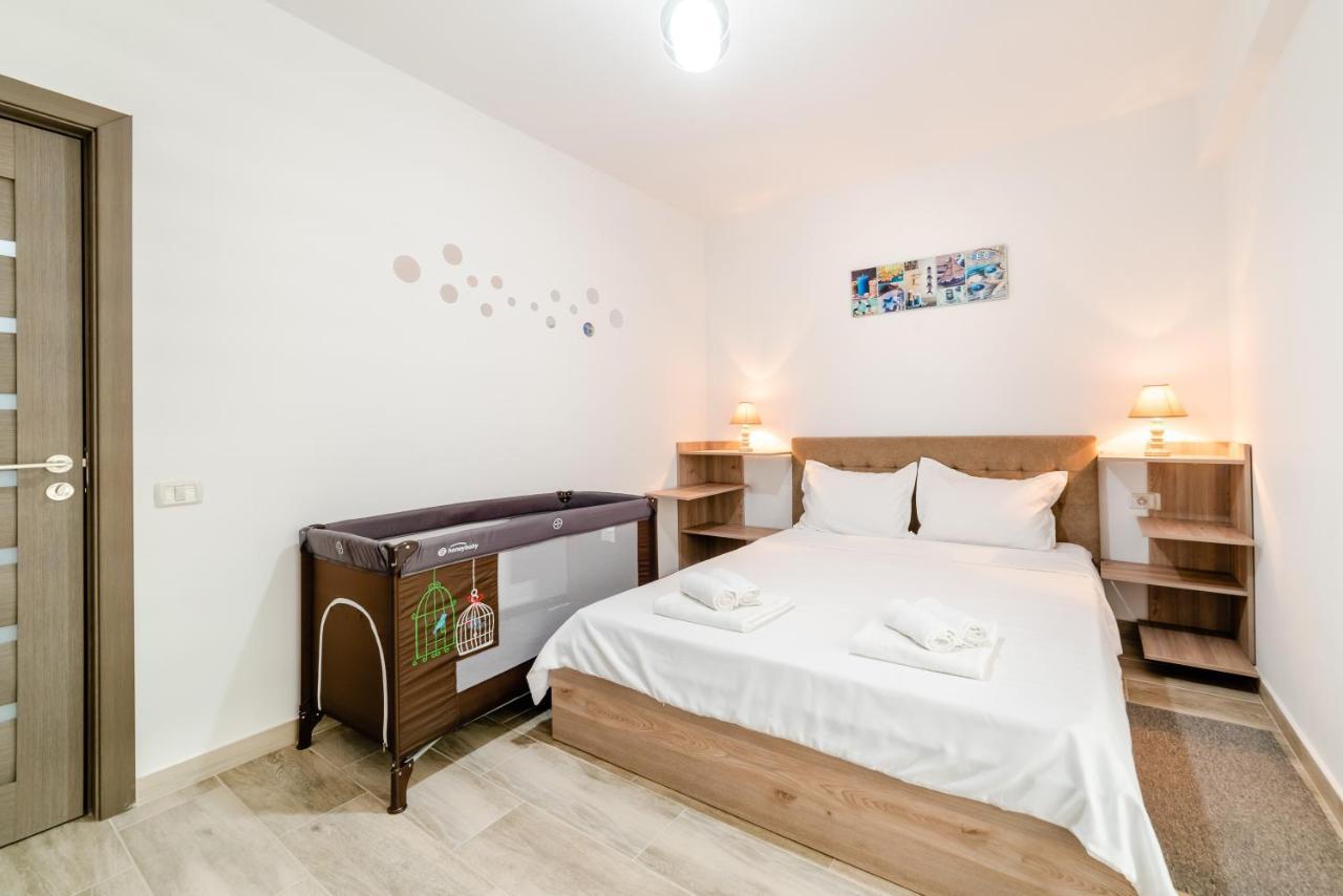 Derya Suites - Mamaia Nord Năvodari Buitenkant foto