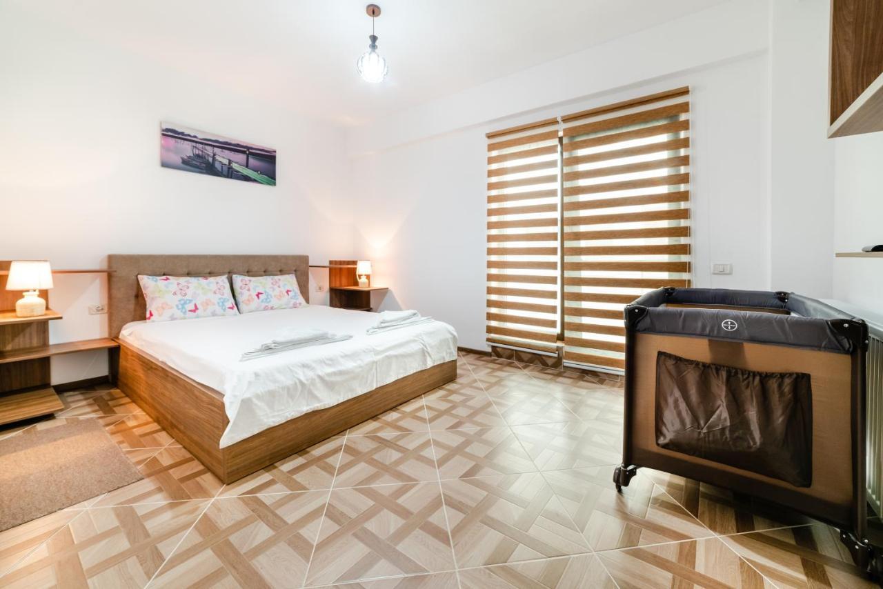 Derya Suites - Mamaia Nord Năvodari Buitenkant foto