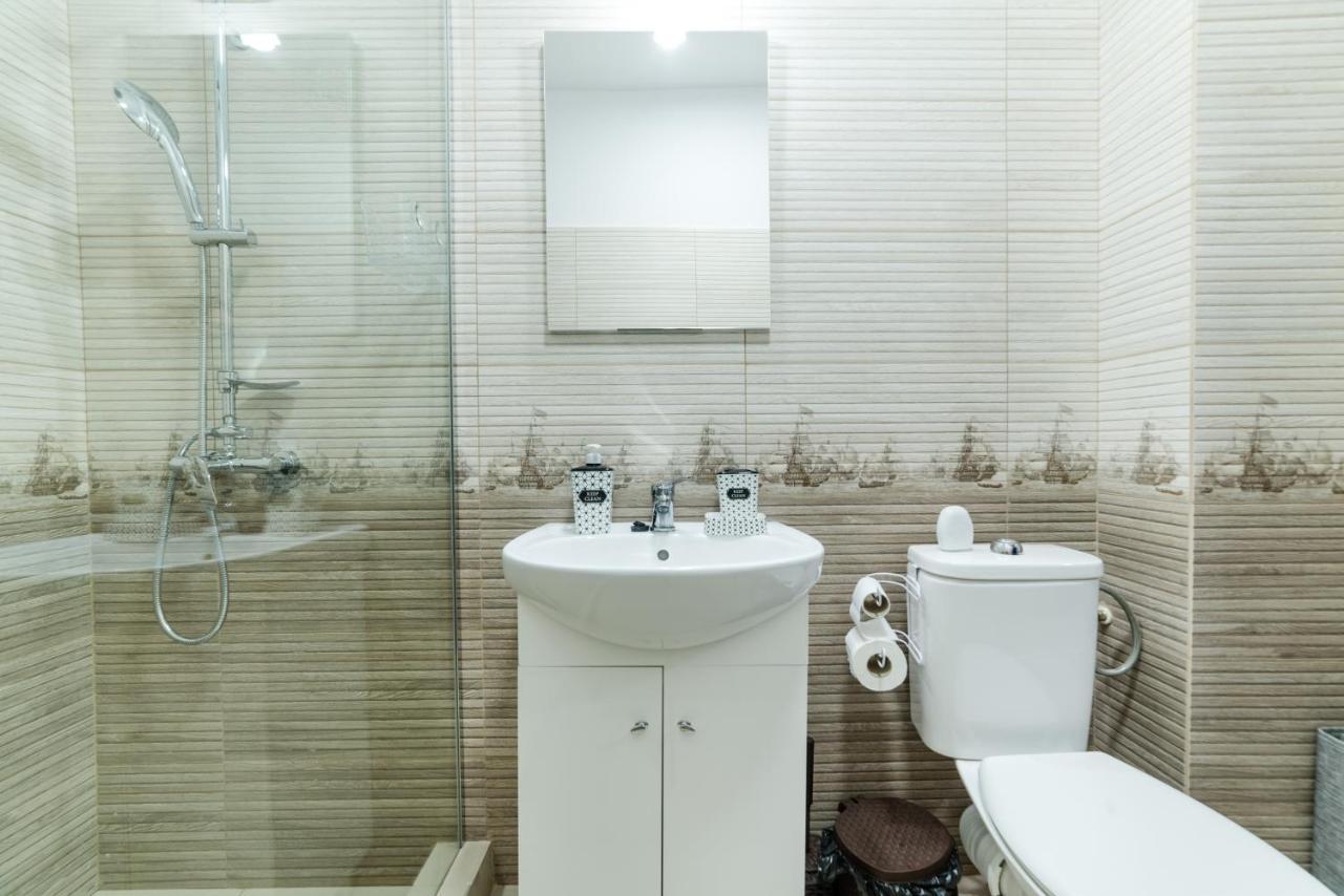 Derya Suites - Mamaia Nord Năvodari Buitenkant foto