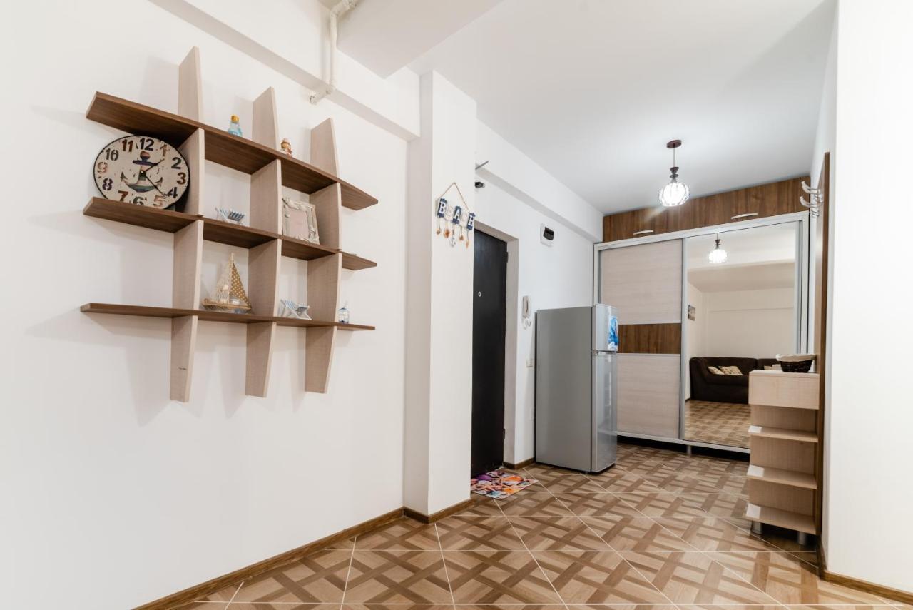 Derya Suites - Mamaia Nord Năvodari Buitenkant foto